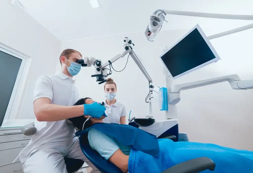 Czy w szpitalu jest dentysta? Sprawdź dostępne usługi stomatologiczne