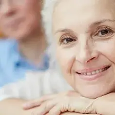 Jakie hormony sprawdzić przy menopauzie, aby uniknąć nieprzyjemnych objawów