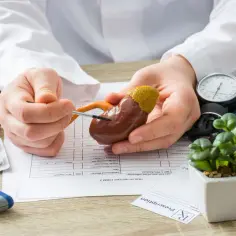 Jak się bada nerki? Kluczowe testy, które mogą uratować zdrowie